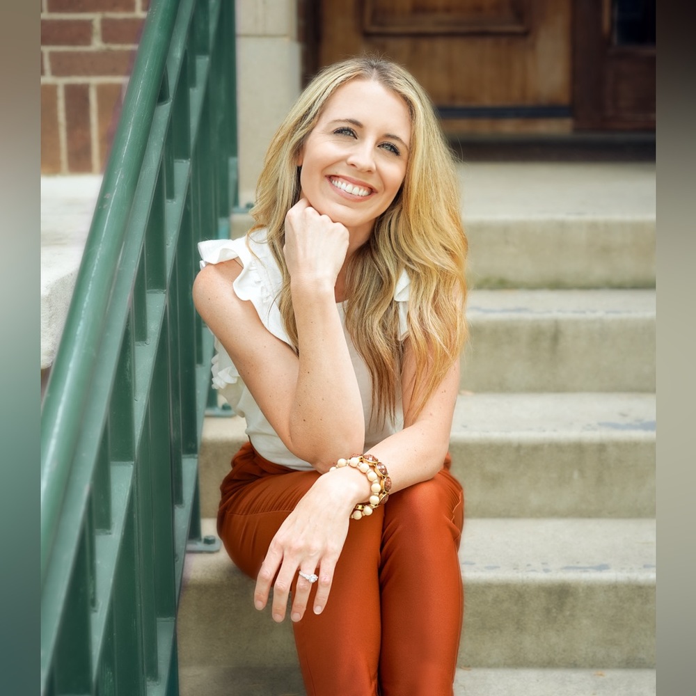 Hi, I’m Brooke! Selling girls, boys, women’s high quality clothing/accessories!